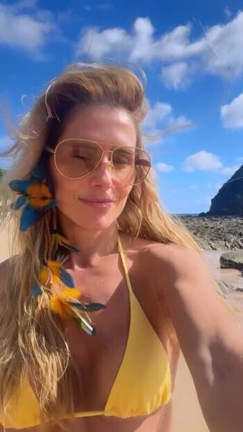 Full leaked Deborah secco  page private onlyfans photo