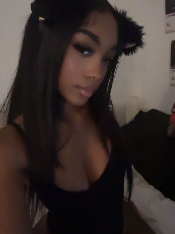 Full leaked Decembrsprincess private onlyfans photo