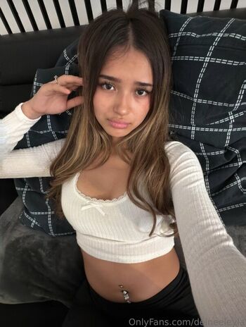 deineeleyla