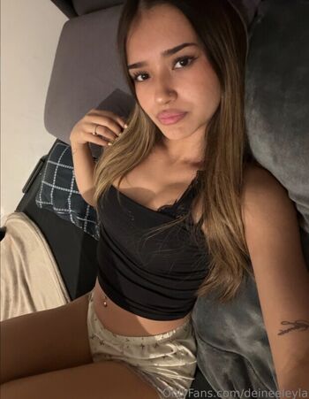 Full leaked Deineeleyla private onlyfans photo