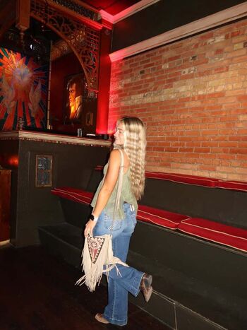 Full leaked Delaneylee private onlyfans photo