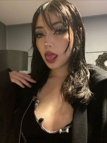 Full leaked Dollyghost private onlyfans photo