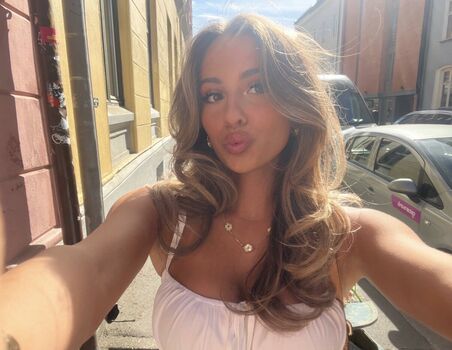 Donya Sletten