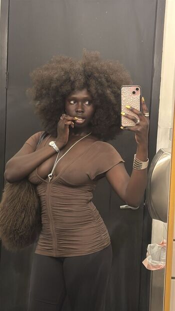 Full leaked Doshadeng private onlyfans photo
