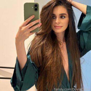 Full leaked Dovia private onlyfans photo
