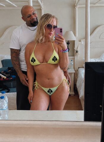 Full leaked E g model private onlyfans photo