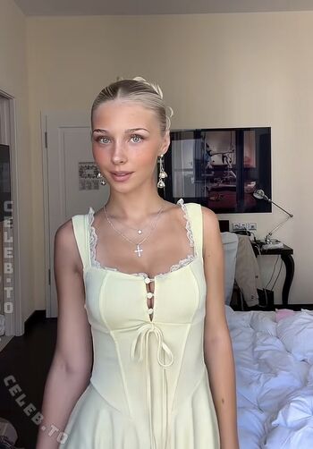 Full leaked Elena zoe page private onlyfans photo