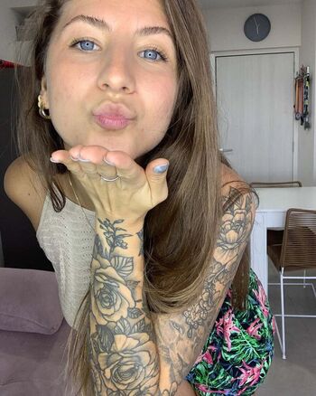 Full leaked Elenacarver private onlyfans photo