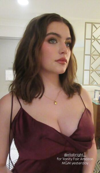 Full leaked Ella bright private onlyfans photo