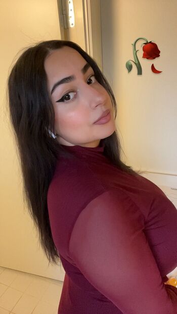 Full leaked Ella maei private onlyfans photo
