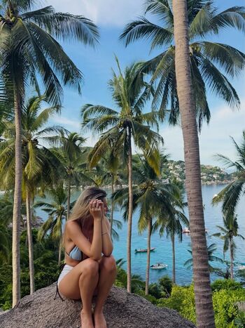 Full leaked Ella netzer private onlyfans photo