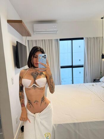 Ellelie_77