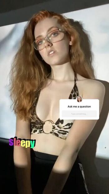 Full leaked Em cavell private onlyfans photo