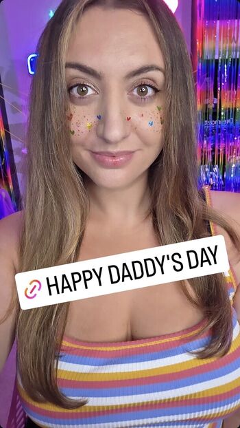 Full leaked Emidivergent private onlyfans photo