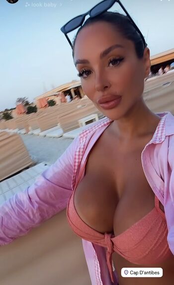 Full leaked Emilie amar private onlyfans photo