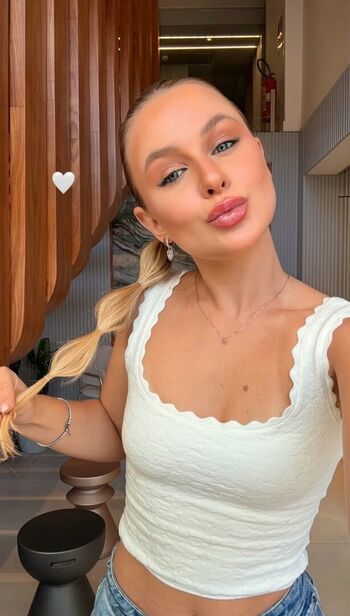 Full leaked Emilly schellmann private onlyfans photo