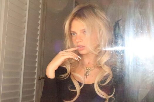 Full leaked Emily kelavos page private onlyfans photo