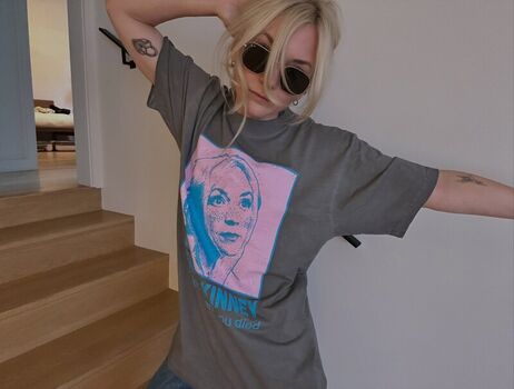 Full leaked Emily kinney private onlyfans photo