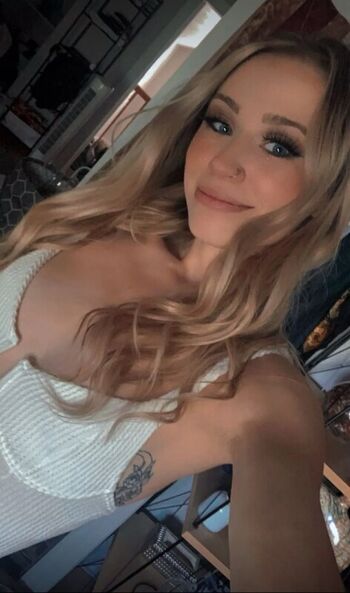 Full leaked Emilymichellejohnson private onlyfans photo