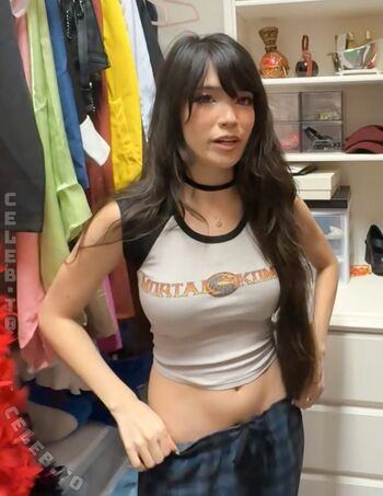 Full leaked Emiru jpg private onlyfans photo