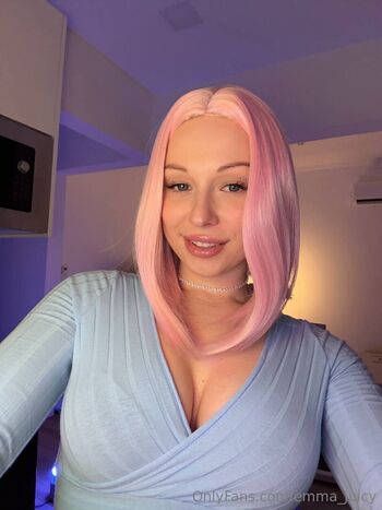emma_juicy
