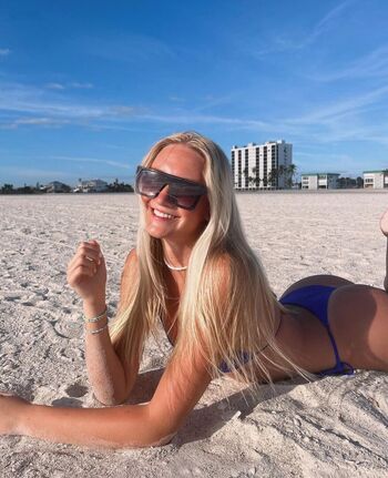 Full leaked Emma lipowitz private onlyfans photo