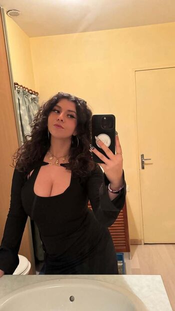 Full leaked Emma tbc page private onlyfans photo