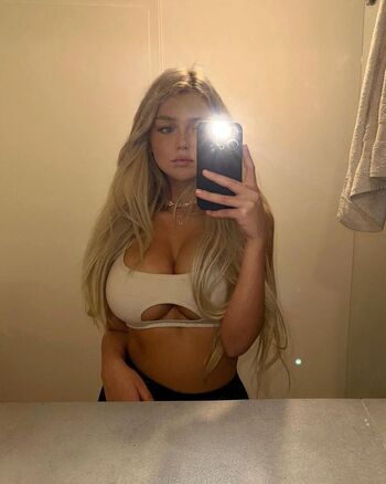 Full leaked Elisaveta kurilko/ private onlyfans photo