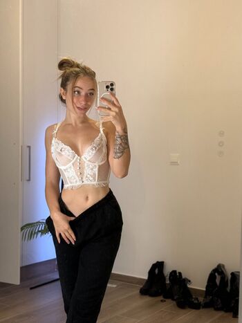 Full leaked Emmaspice private onlyfans photo