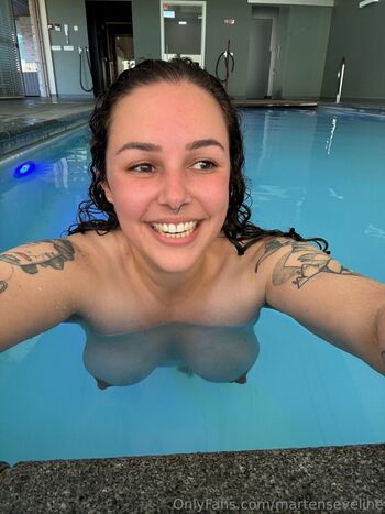 Full leaked Eveline martens page private onlyfans photo