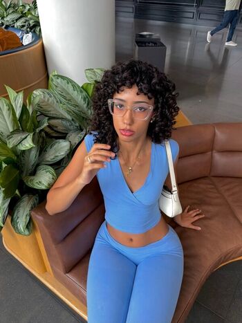 Full leaked Ewmxt private onlyfans photo