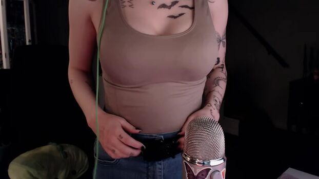 Full leaked Flodaasmr private onlyfans photo