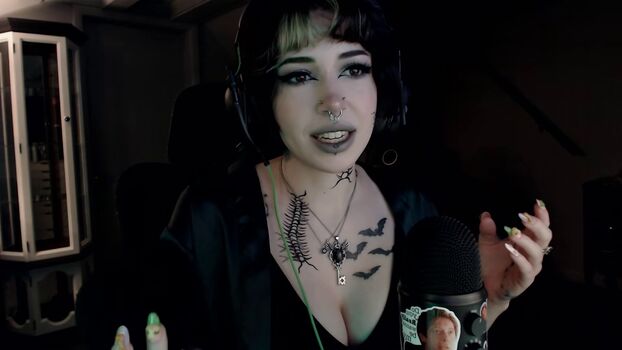 Full leaked Flodaasmr private onlyfans photo