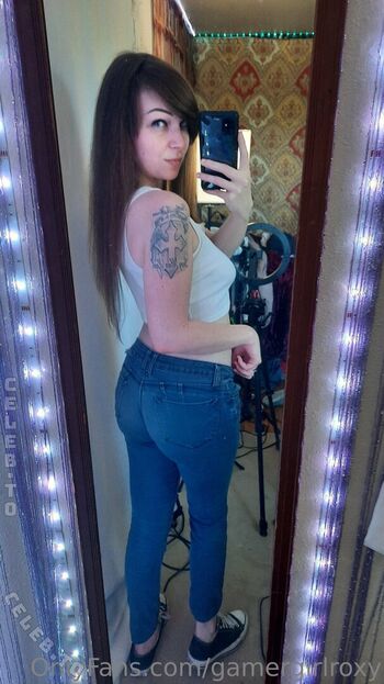 GamerGirlRoxy