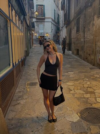Full leaked Genevieve hannelius private onlyfans photo