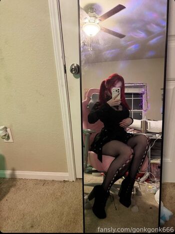 Full leaked Gonkgonk private onlyfans photo