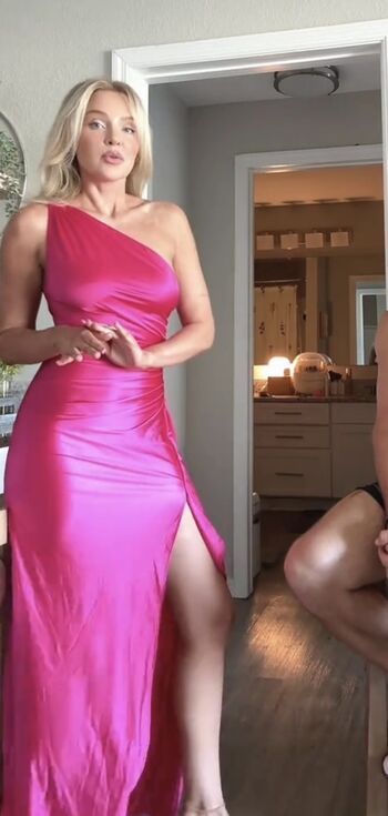 Full leaked Hailey malles private onlyfans photo