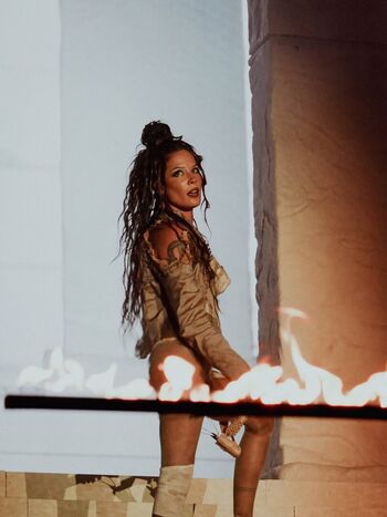 Full leaked Halsey page private onlyfans photo