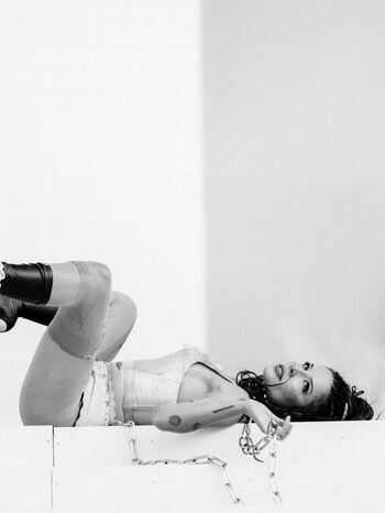 Full leaked Halsey page private onlyfans photo