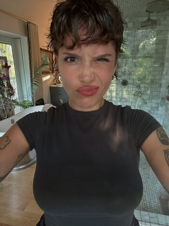 Full leaked Halsey private onlyfans photo