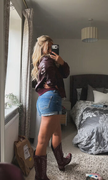 Full leaked Harriet cowan private onlyfans photo