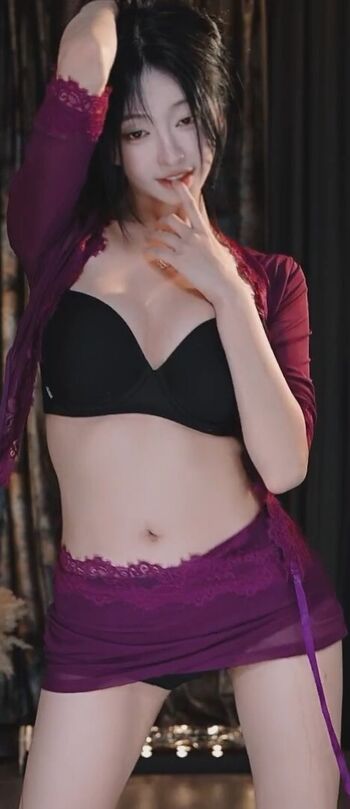 Full leaked Haxxnini private onlyfans photo