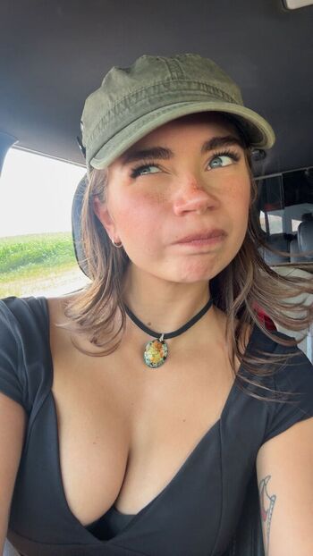 Full leaked Haylujan private onlyfans photo