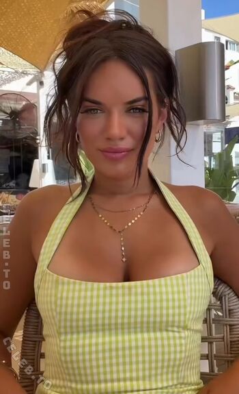 Full leaked Henna private onlyfans photo