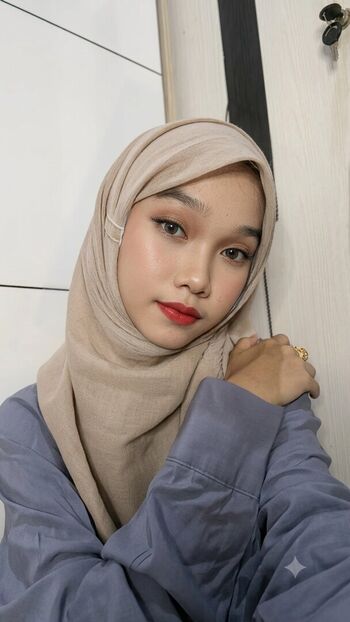 Full leaked Hijab soffia page private onlyfans photo
