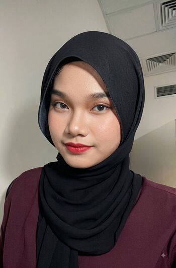 Full leaked Hijab soffia page private onlyfans photo