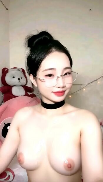 Full leaked Hmong private onlyfans photo