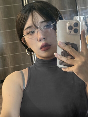 Full leaked Hongbin private onlyfans photo