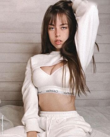 Full leaked Ijennz private onlyfans photo