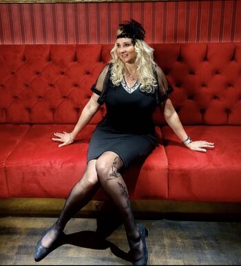 Incredible Milf